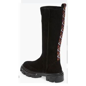 NWOB Farm Rio Lug Sole Boots